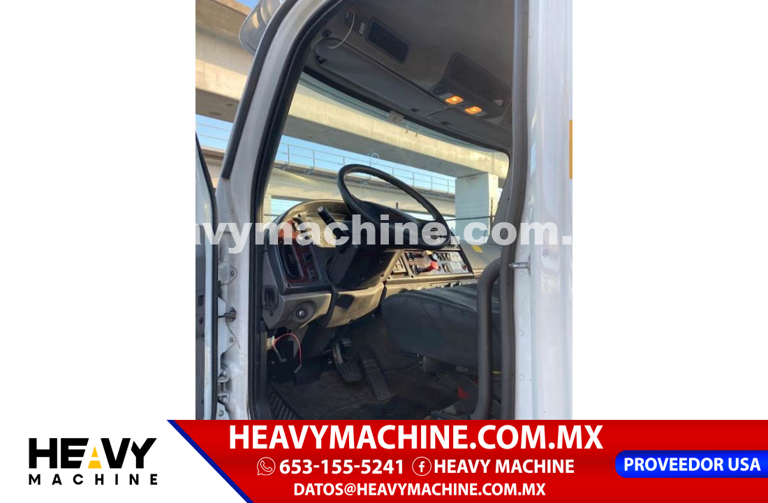 Camión Chasis 2011 FREIGHTLINER M2 106