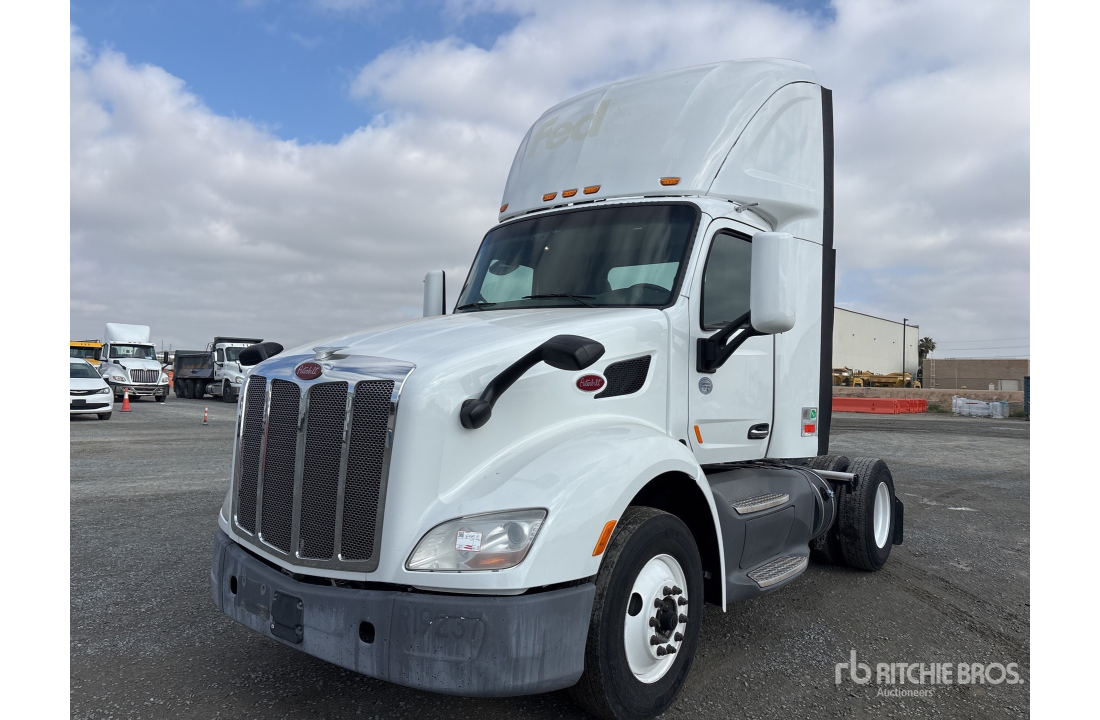 PETERBILT 579 4x2 2017
