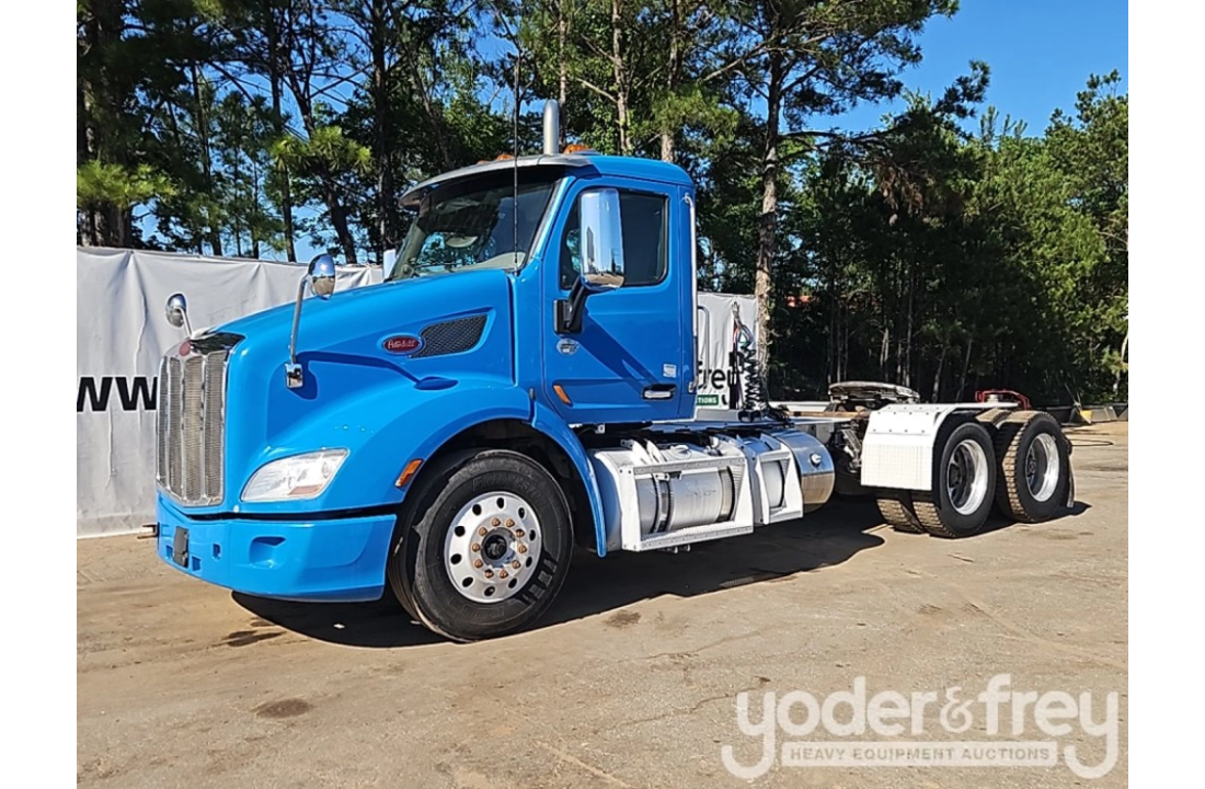 PETERBILT 579 2017