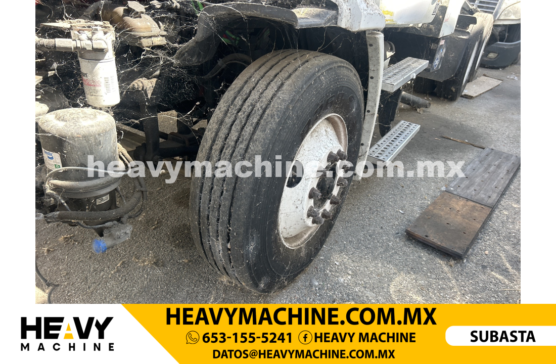 Camión Day Cab 2014 FREIGHTLINER Cascadia CNG