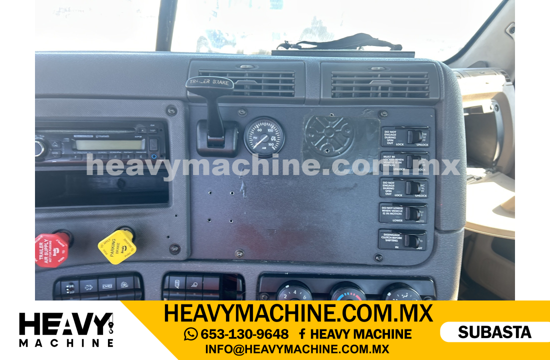 Camión Day Cab 2016 FREIGHTLINER Cascadia 125