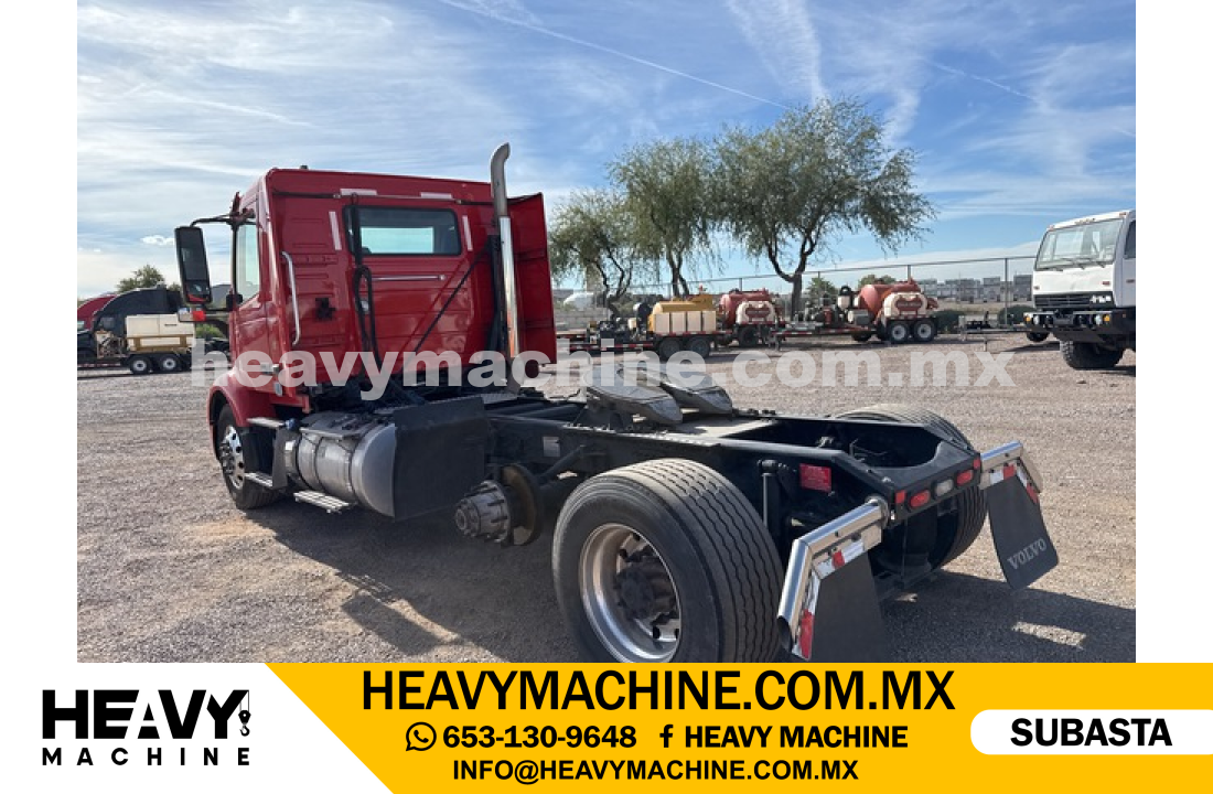 Camión Day Cab 2021 VOLVO VNR