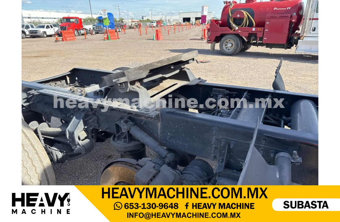 Camión Day Cab 2021 VOLVO VNR