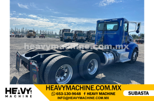 Camión Day Cab 2014 PETERBILT 384 6x4 T-A