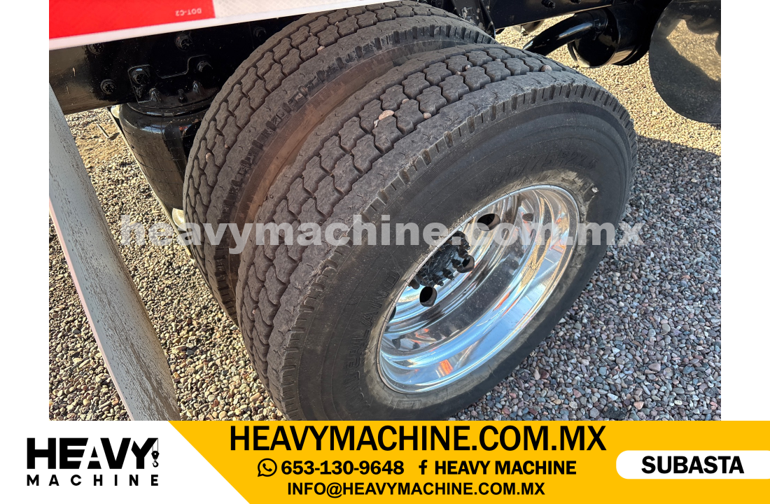 Camión Pipa de agua 2007 KENWORTH T300