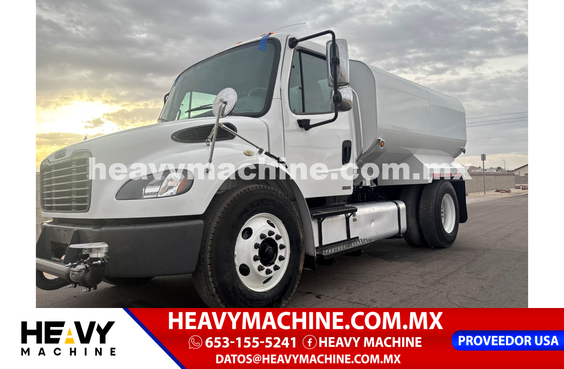 Camión Pipa de agua 2011 Freightliner M2 106