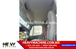 Camión Pipa de agua 2011 Freightliner M2 106