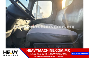 Camión Pipa de agua 2014 Freightliner M2 106