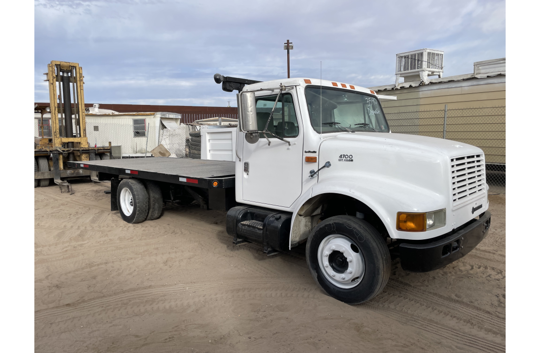 International 4700 1997