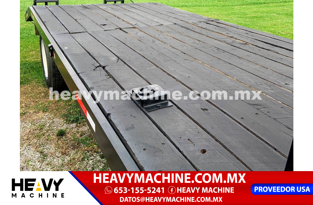 Camión Plataforma 2013 Freightliner M2 106