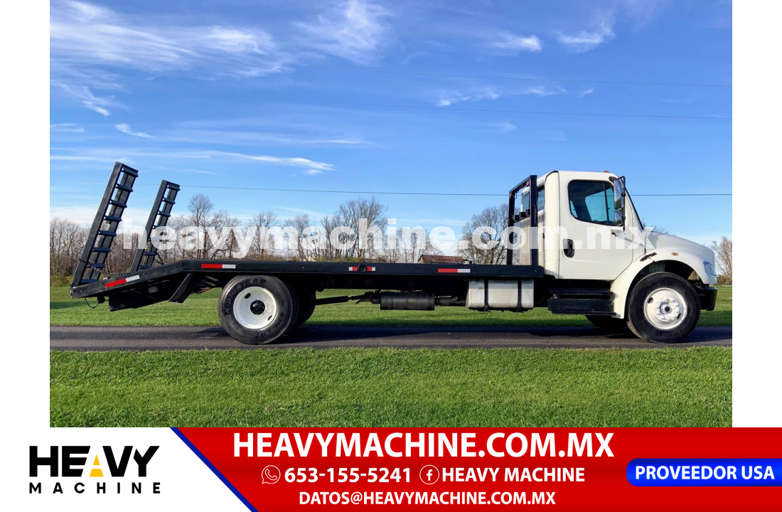 Camión Plataforma 2013 Freightliner M2 106