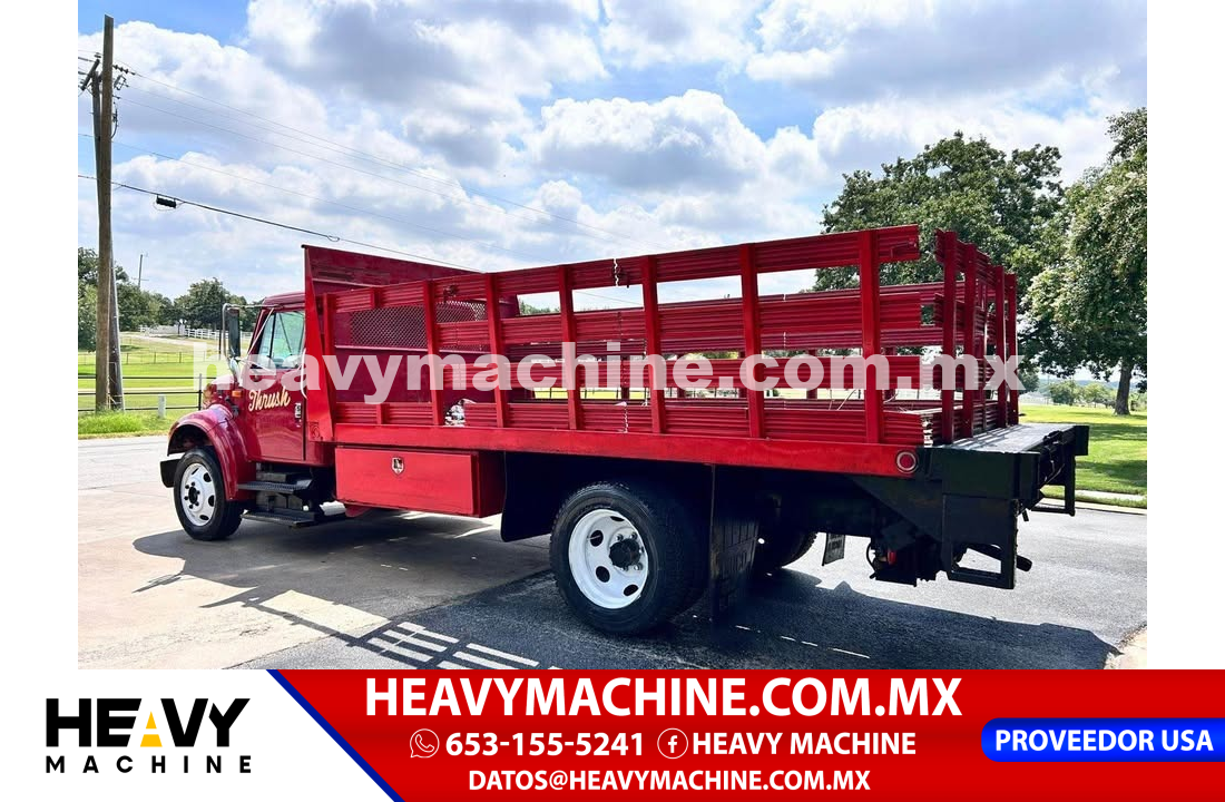 Camión Plataforma 1996 International 4700