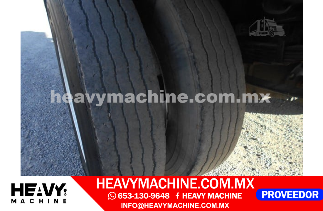 Camión Plataforma 1999 INTERNATIONAL 4700