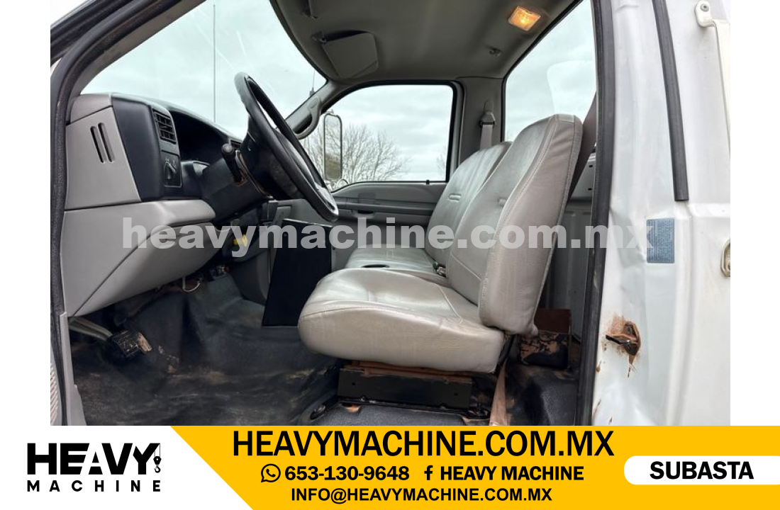 Camión Plataforma 2001 FORD F750 Super Duty