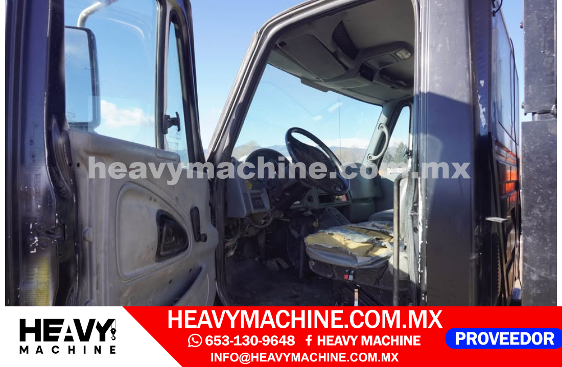 Camión Plataforma 2003 INTERNATIONAL Harvester 4300