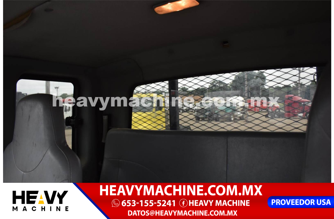 Camión Plataforma 2003 International DURASTAR 4300