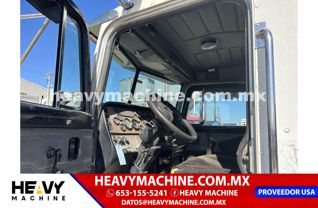 Camión Plataforma 2004 Peterbilt 385