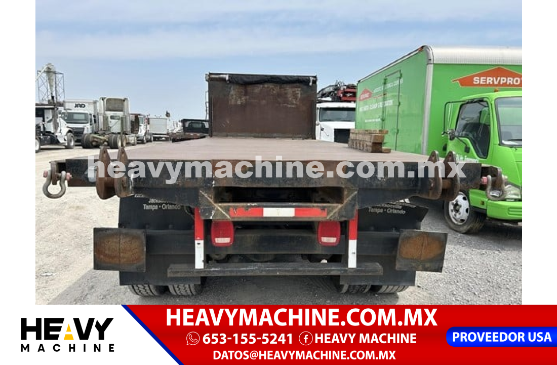 Camión Plataforma 2005 Peterbilt 335