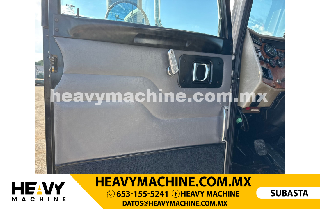 Camión Plataforma 2007 Peterbilt 340 flatbed truck