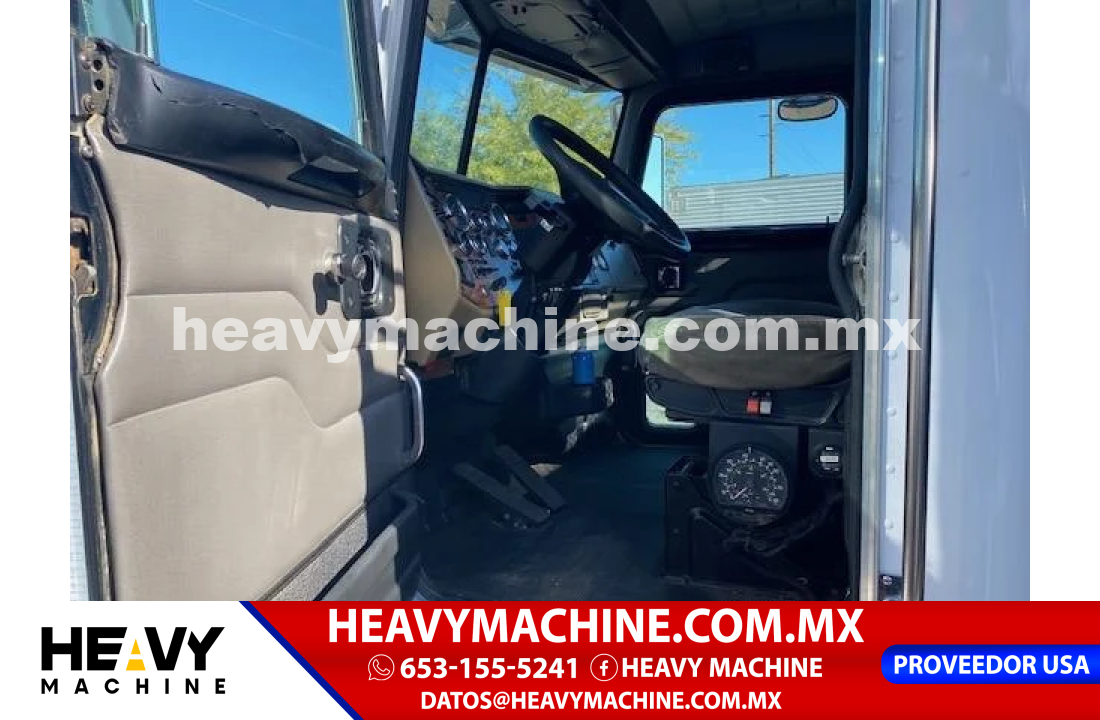 Camión Plataforma 2008 Peterbilt 335