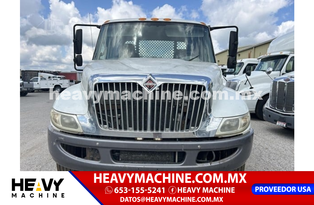 Camión Plataforma 2010 International DURASTAR 4300