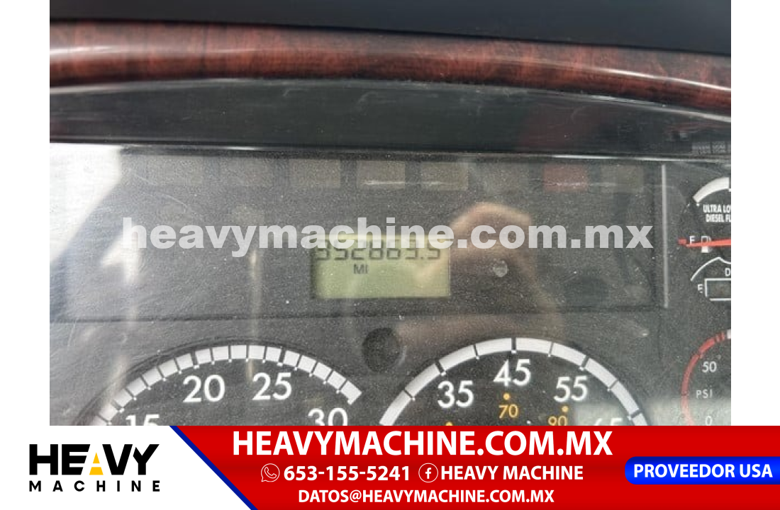 Camión Plataforma 2012 Freightliner BUSINESS CLASS M2 106