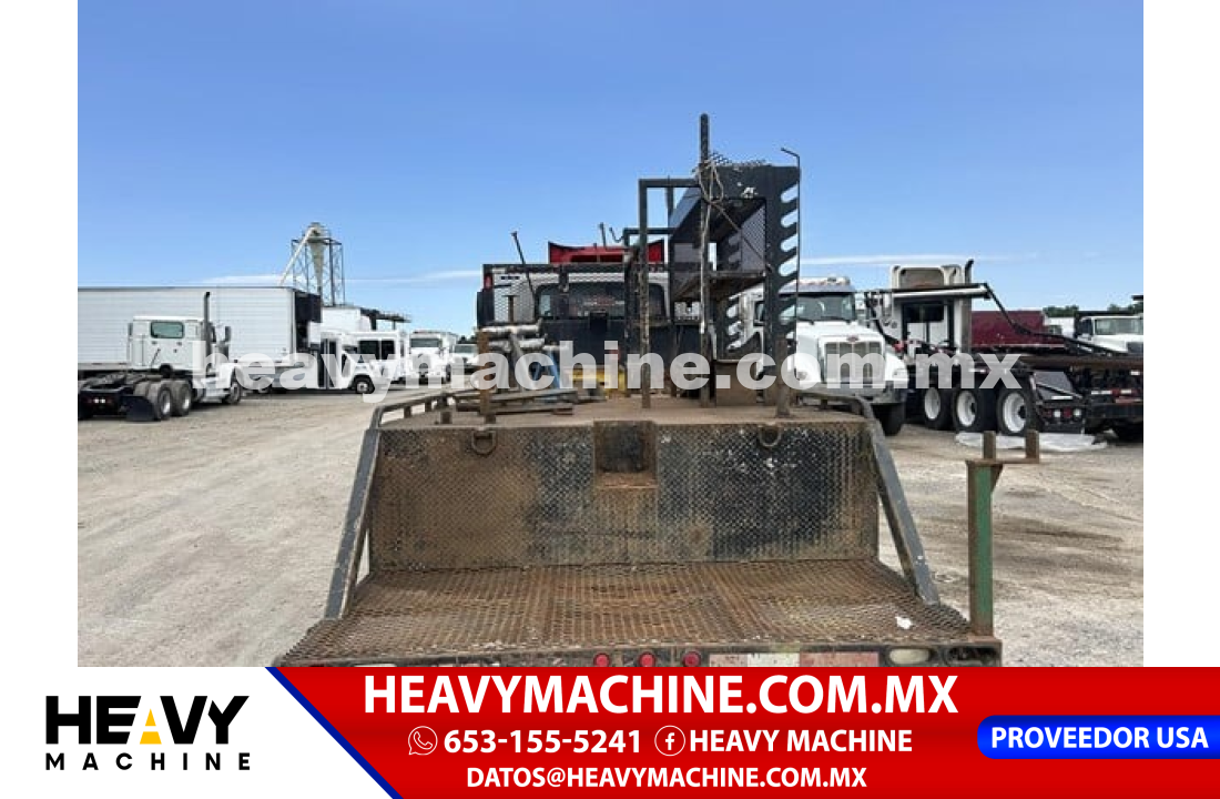 Camión Plataforma 2013 International DURASTAR 4300