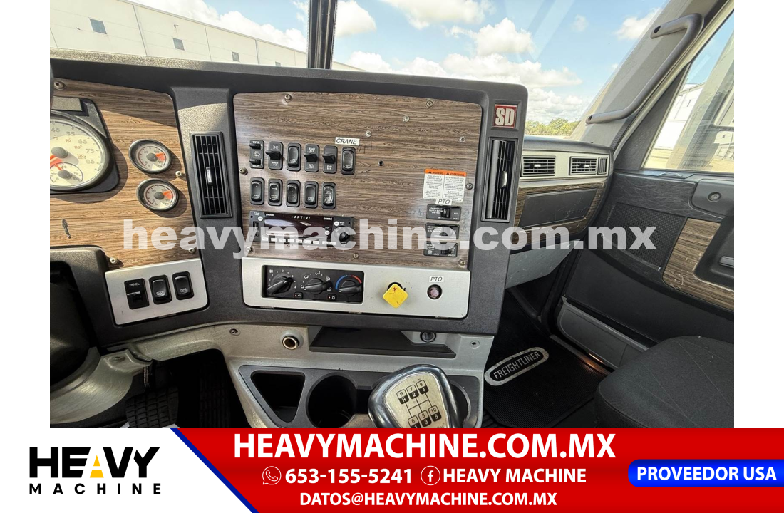 Camión Plataforma 2014 FREIGHTLINER Coronado 122 SD