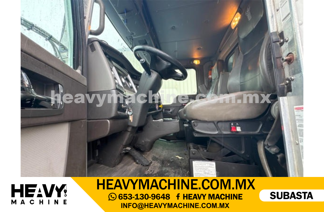 Camión Plataforma 2015 KENWORTH T440