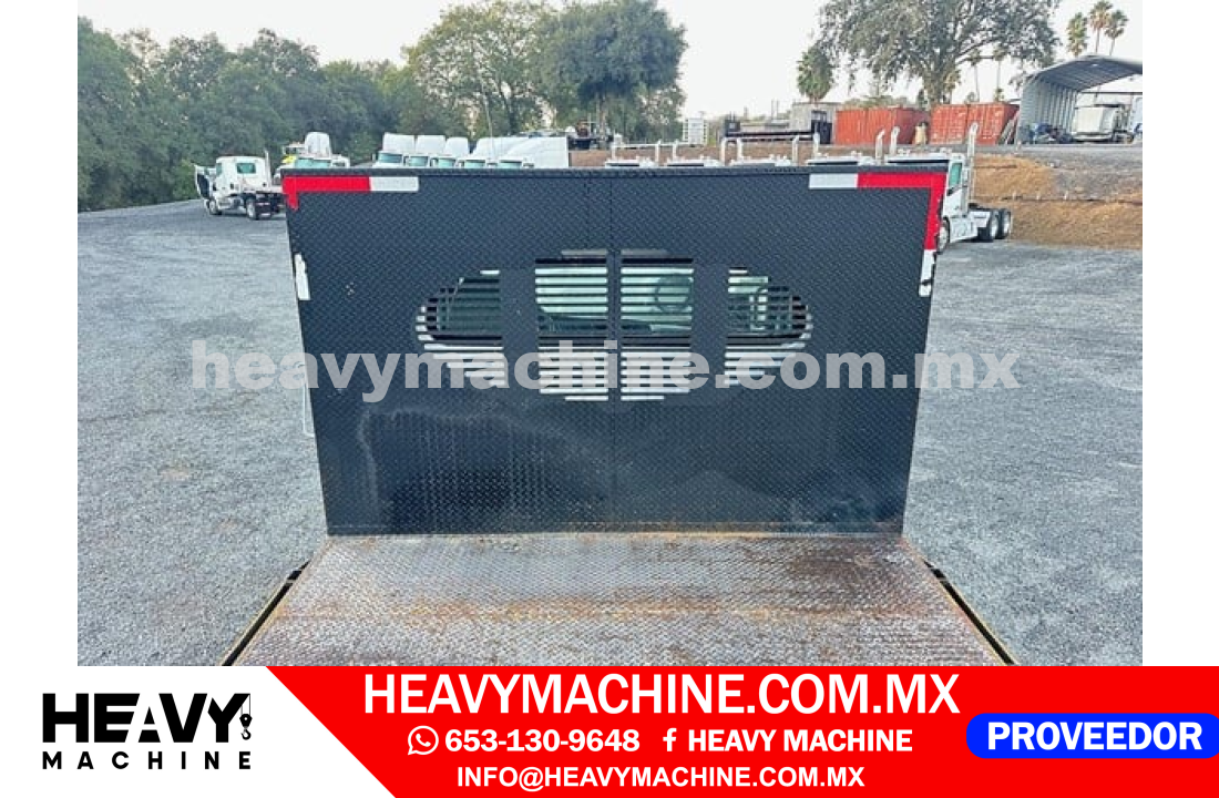 Camión Plataforma 2016 FREIGHTLINER BUSINESS CLASS M2 106