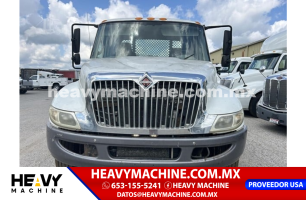Camión Plataforma 2010 International DURASTAR 4300