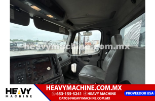 Camión Plataforma 2012 Freightliner BUSINESS CLASS M2 106