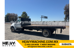 Camión Plataforma 2015 FORD F-650 4x2