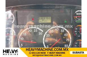 Camión Plataforma 2015 FREIGHTLINER M2 106