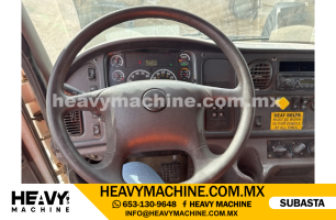 Camión Plataforma 2015 FREIGHTLINER M2 106