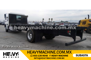 Camión Plataforma 2018 HINO 268A