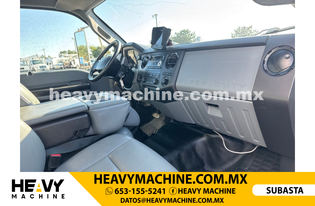 Camión Refrigerados 2013 FORD F650 Super Duty box truck