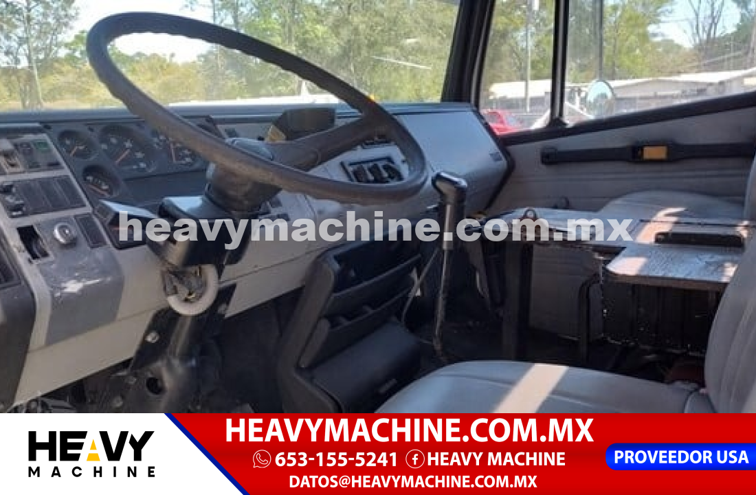 Camión RollBack 1998 FREIGHTLINER FL70