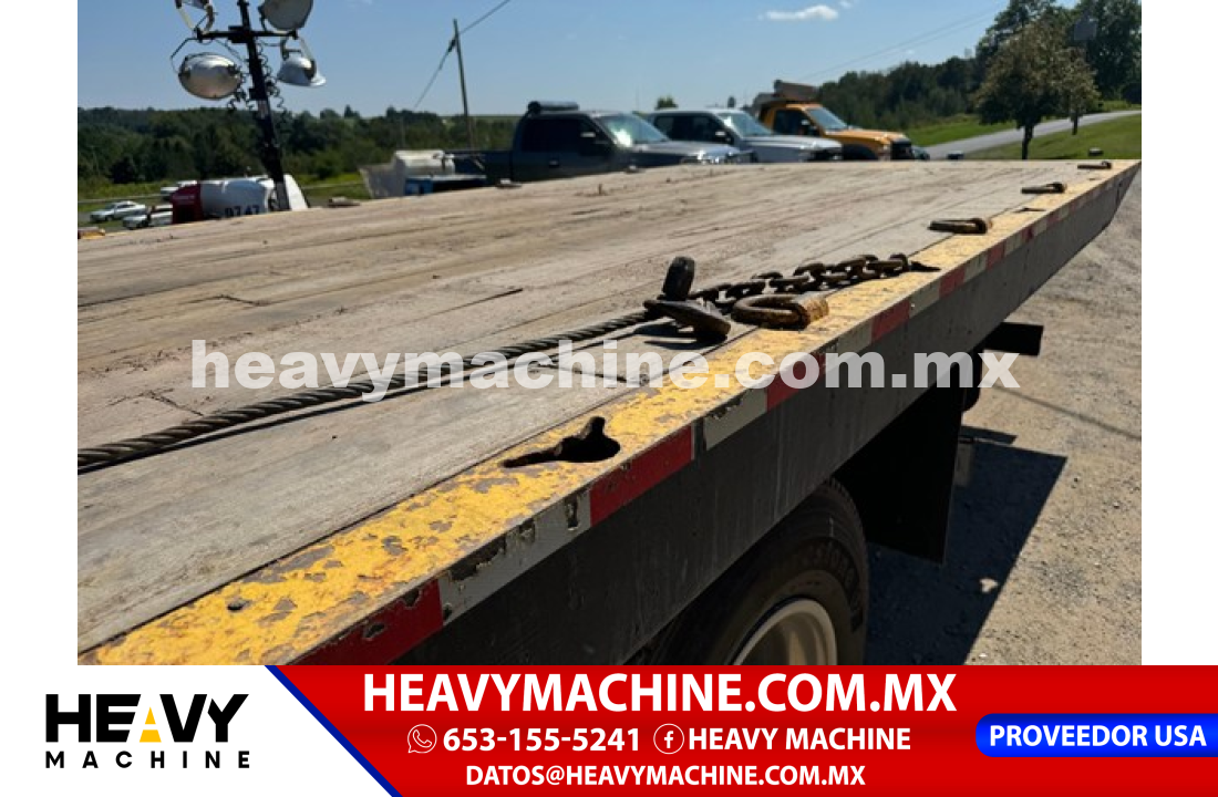 Camión RollBack 2005 Freightliner M2 100