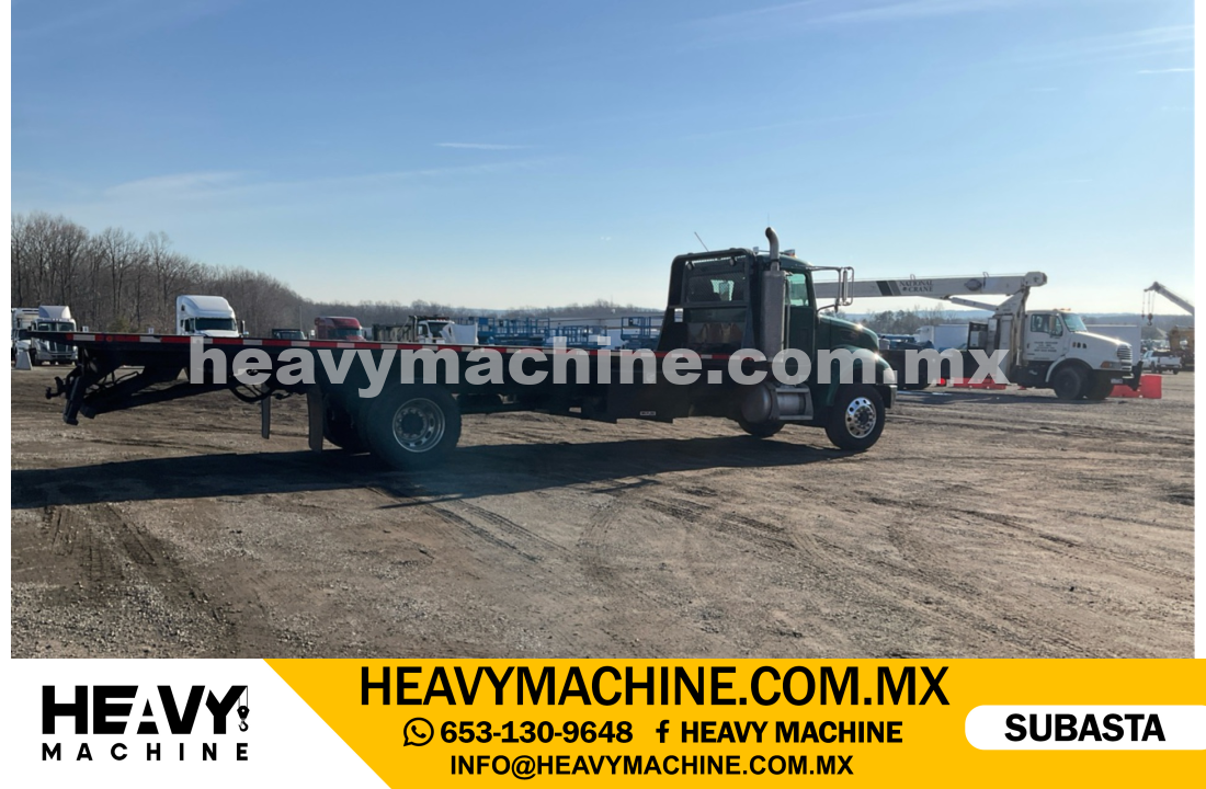 Camión RollBack 2006 PETERBILT 335