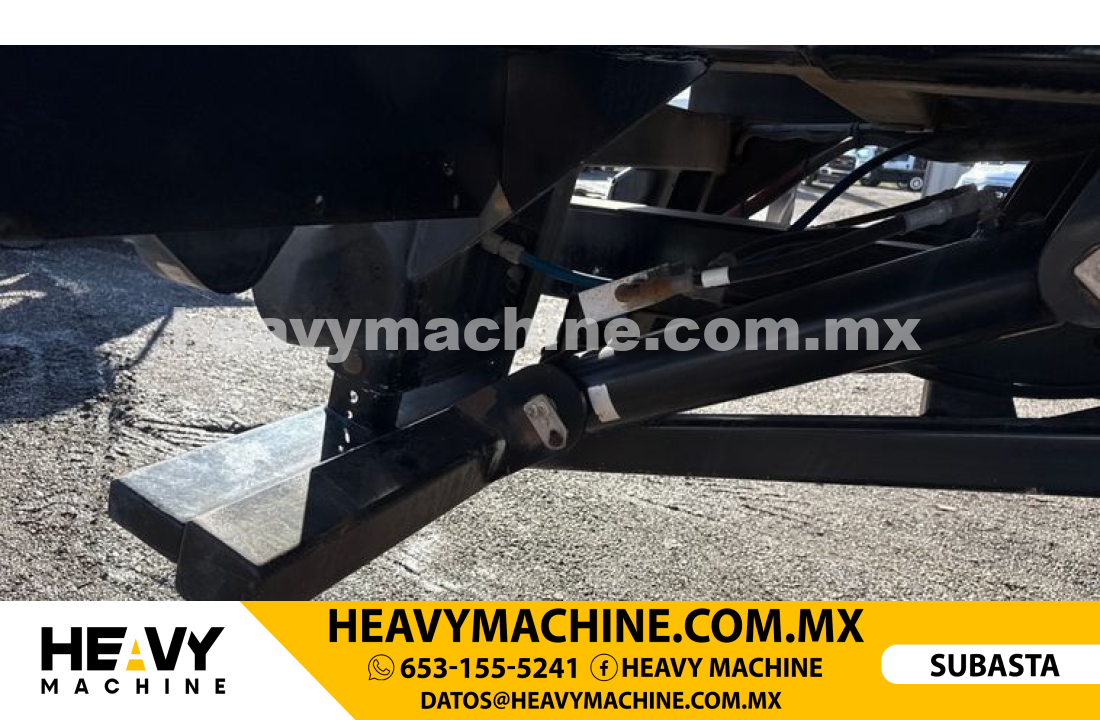 Camión RollBack 2011 PETERBILT 348