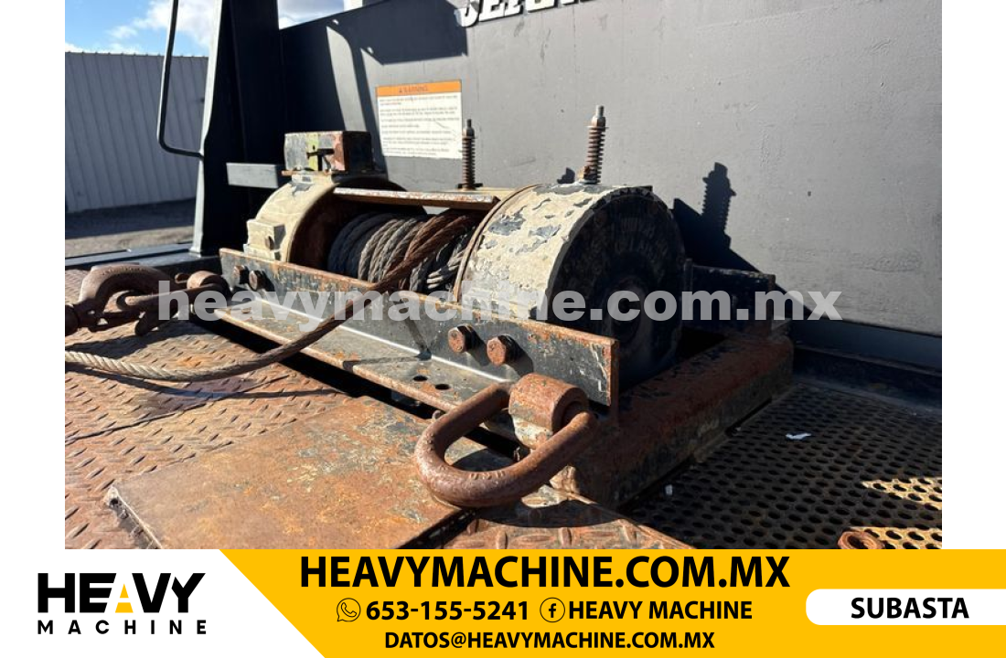 Camión RollBack 2011 PETERBILT 348