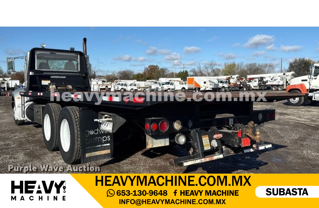 Camión RollBack 2011 PETERBILT 348