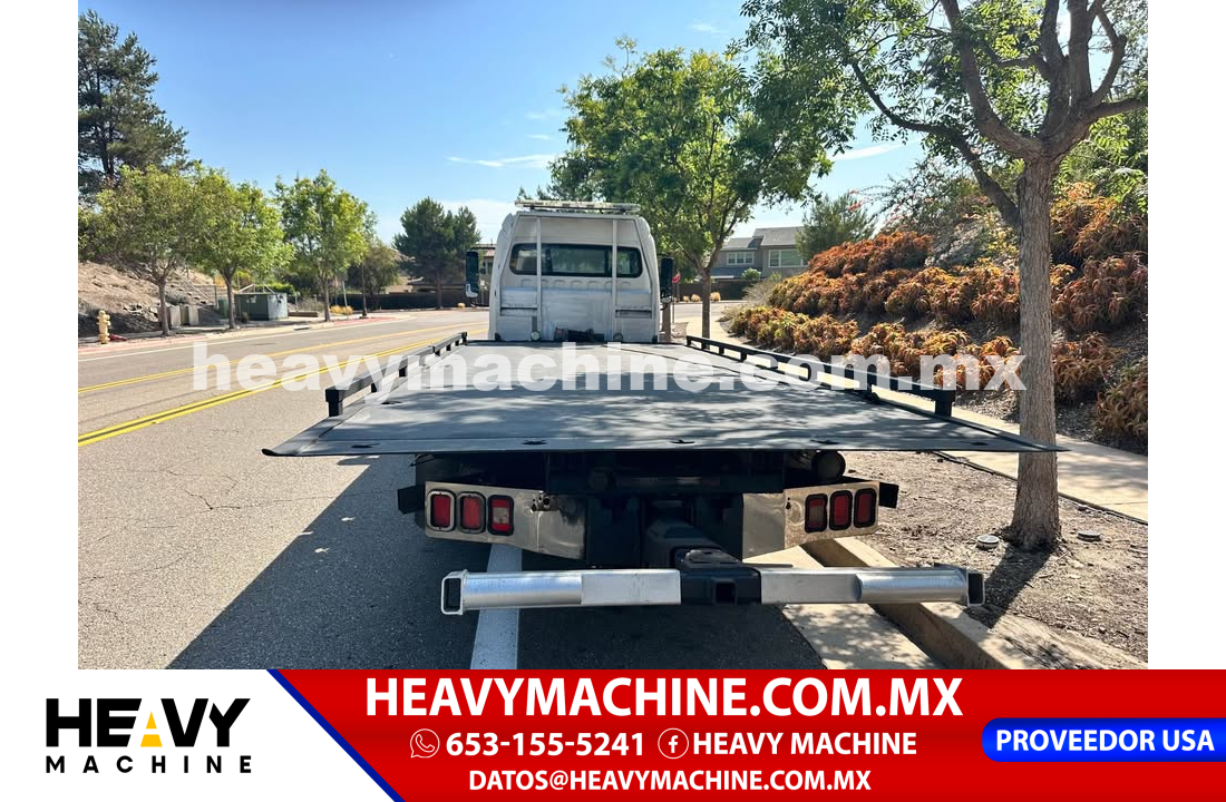 Camión RollBack 2012 Freightliner M2 106
