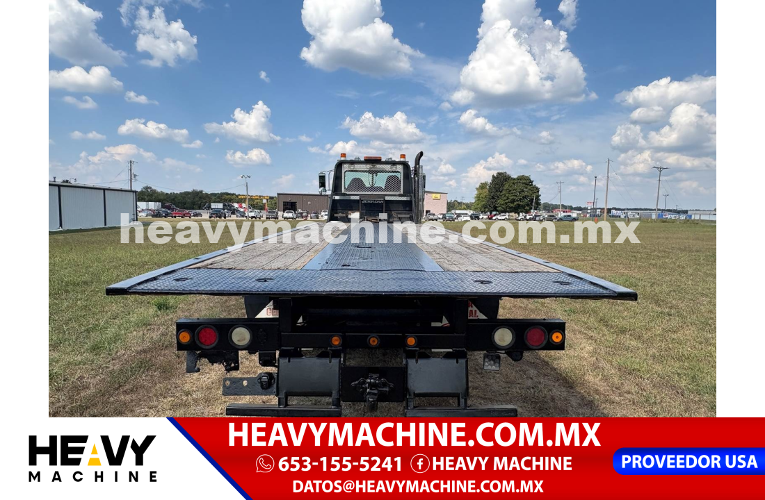 Camión RollBack 2012 PETERBILT 365