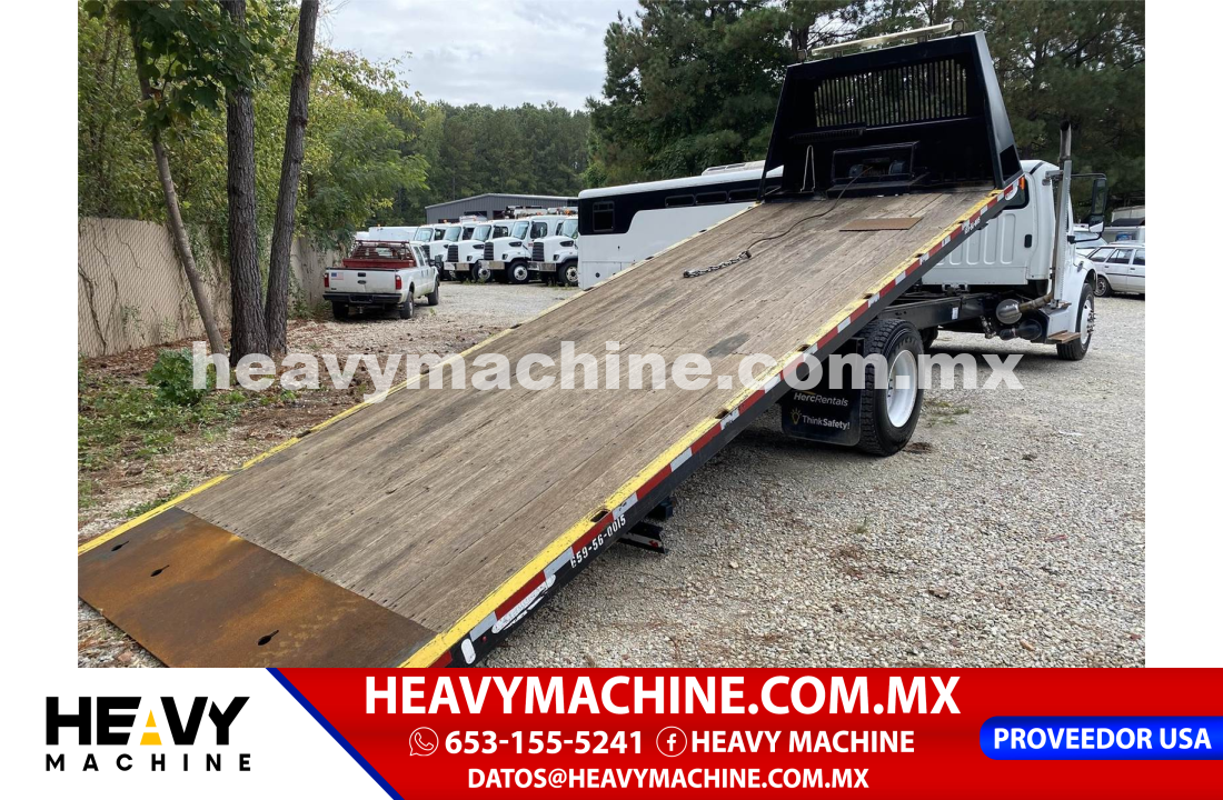 Camión RollBack 2013 Freightliner M2 106