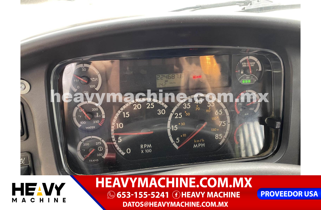 Camión RollBack 2013 Freightliner M2 106