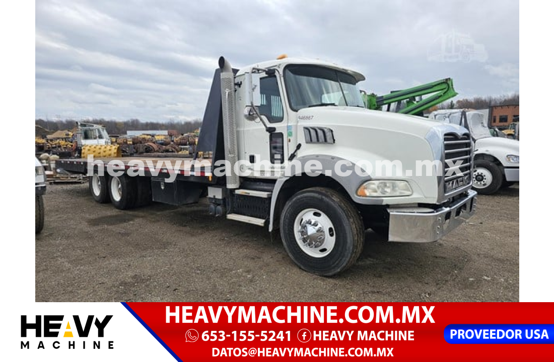 Camión RollBack 2013 mack GRANITE GU533