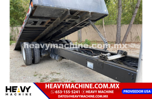 Camión RollBack 2013 Freightliner M2 106