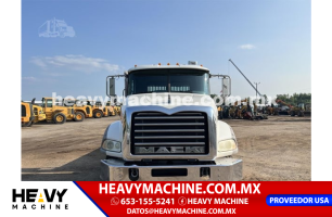 Camión RollBack 2013 mack GRANITE GU533